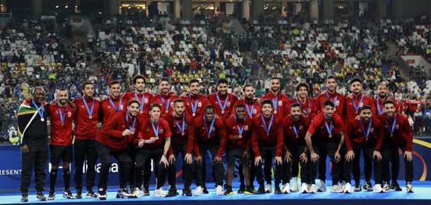 الأهلي والزمالك القمة حمراء بثنائية وشكوى رسمية من الأبيض